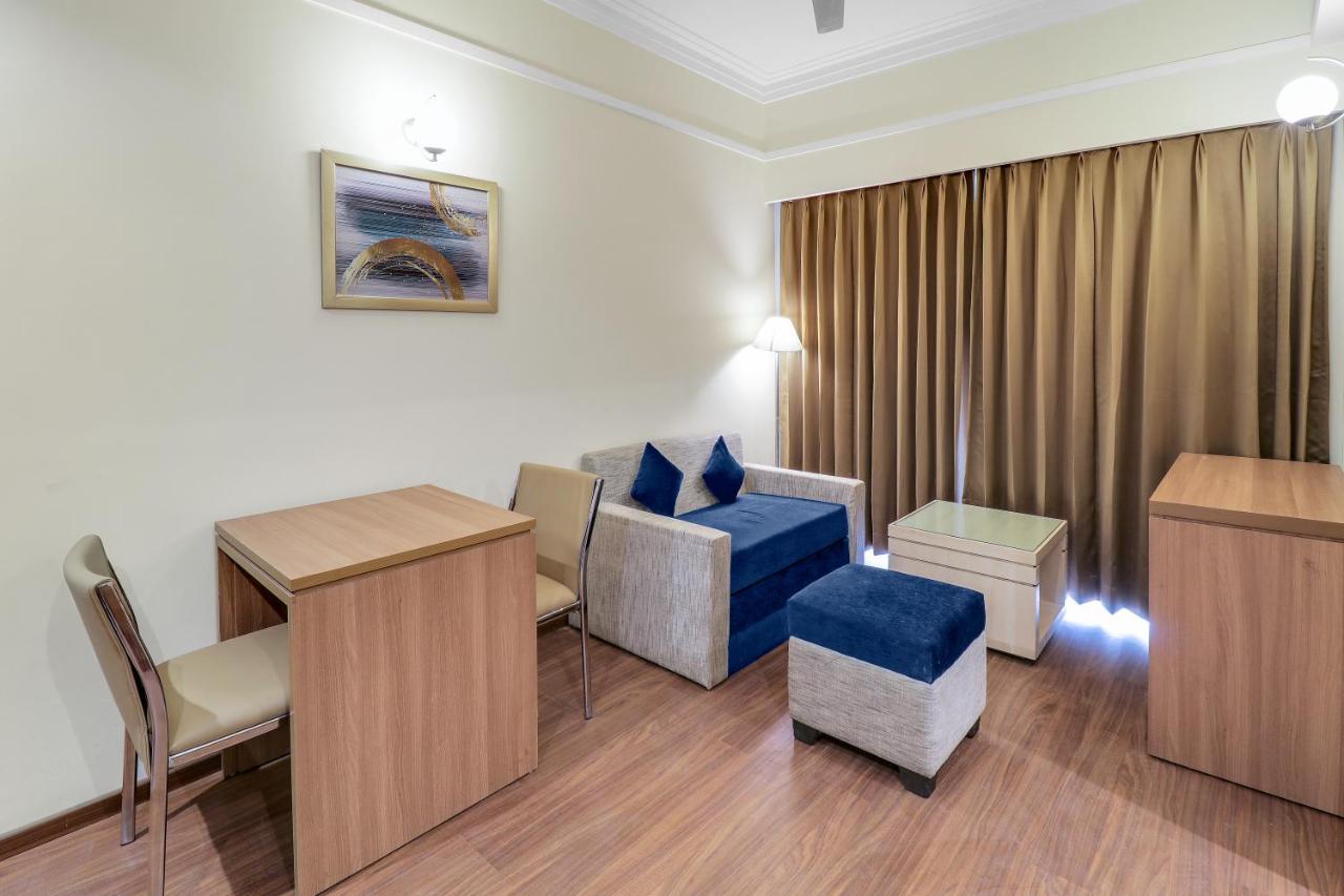 Starlit Suites Newtown Calcutta Buitenkant foto