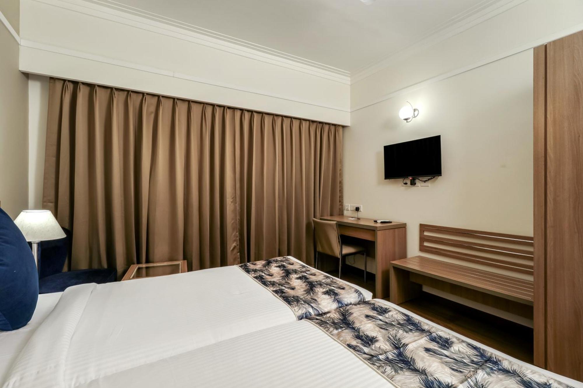 Starlit Suites Newtown Calcutta Buitenkant foto