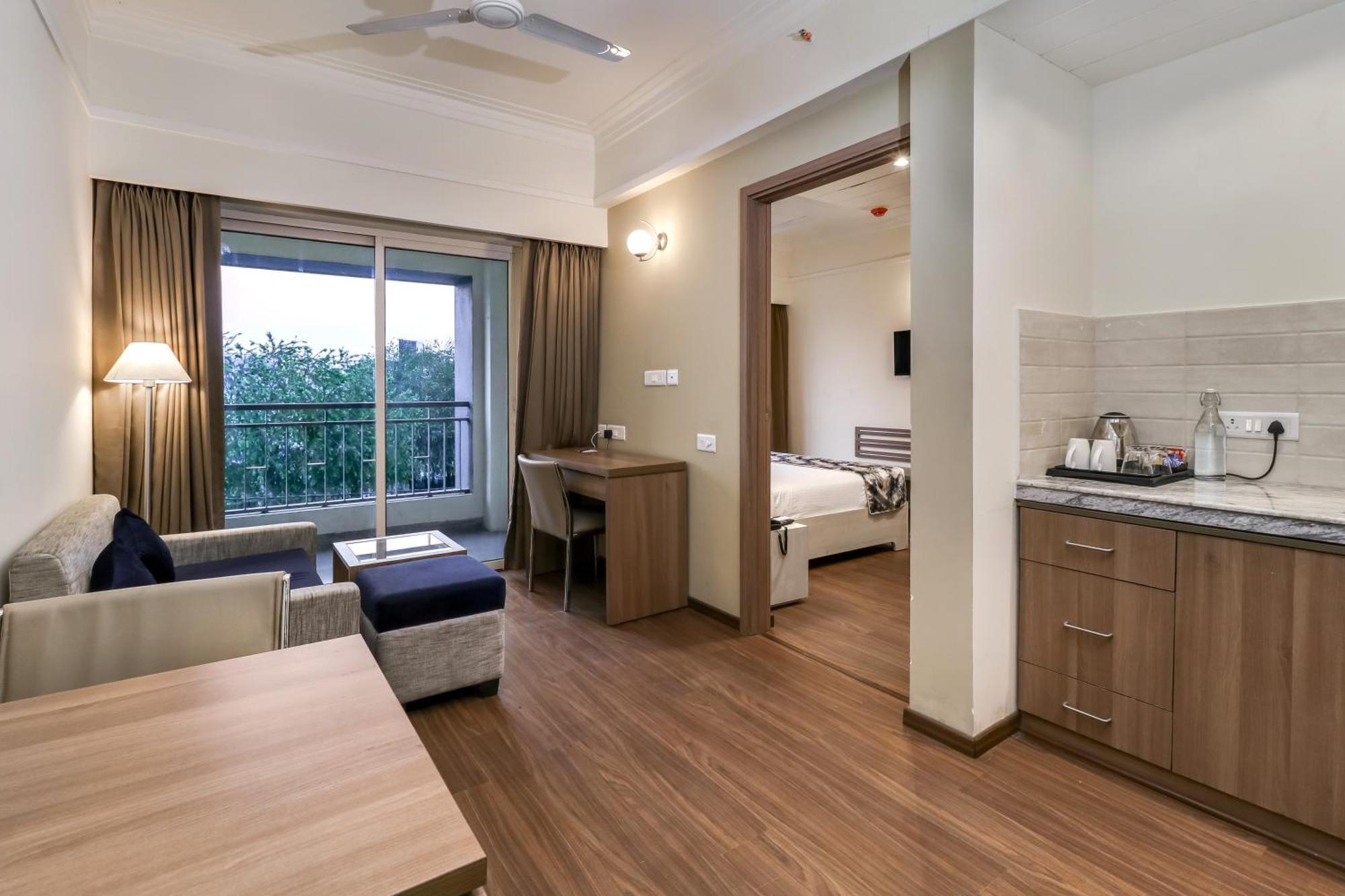 Starlit Suites Newtown Calcutta Buitenkant foto